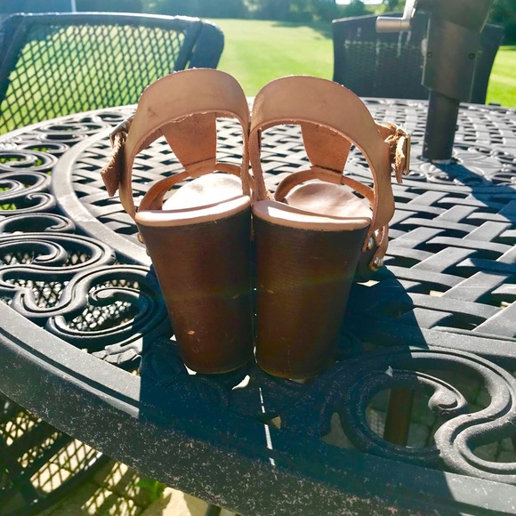 SOLD!Francesca’s Chunky Heel Sandals - Picture 3 of 7